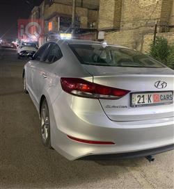 هیوندای ئەلەنترا